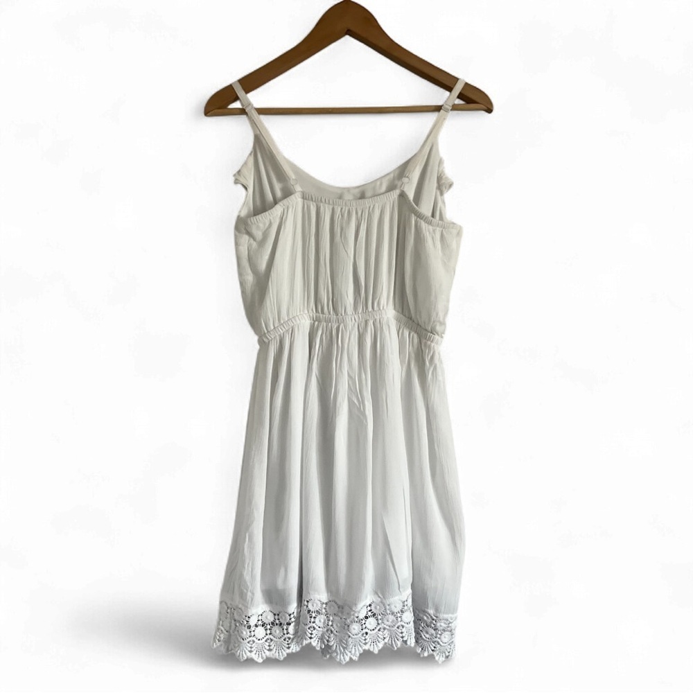 Dynamite White Ruffle Mini Dress with Lace Hem - Picture 3 of 4